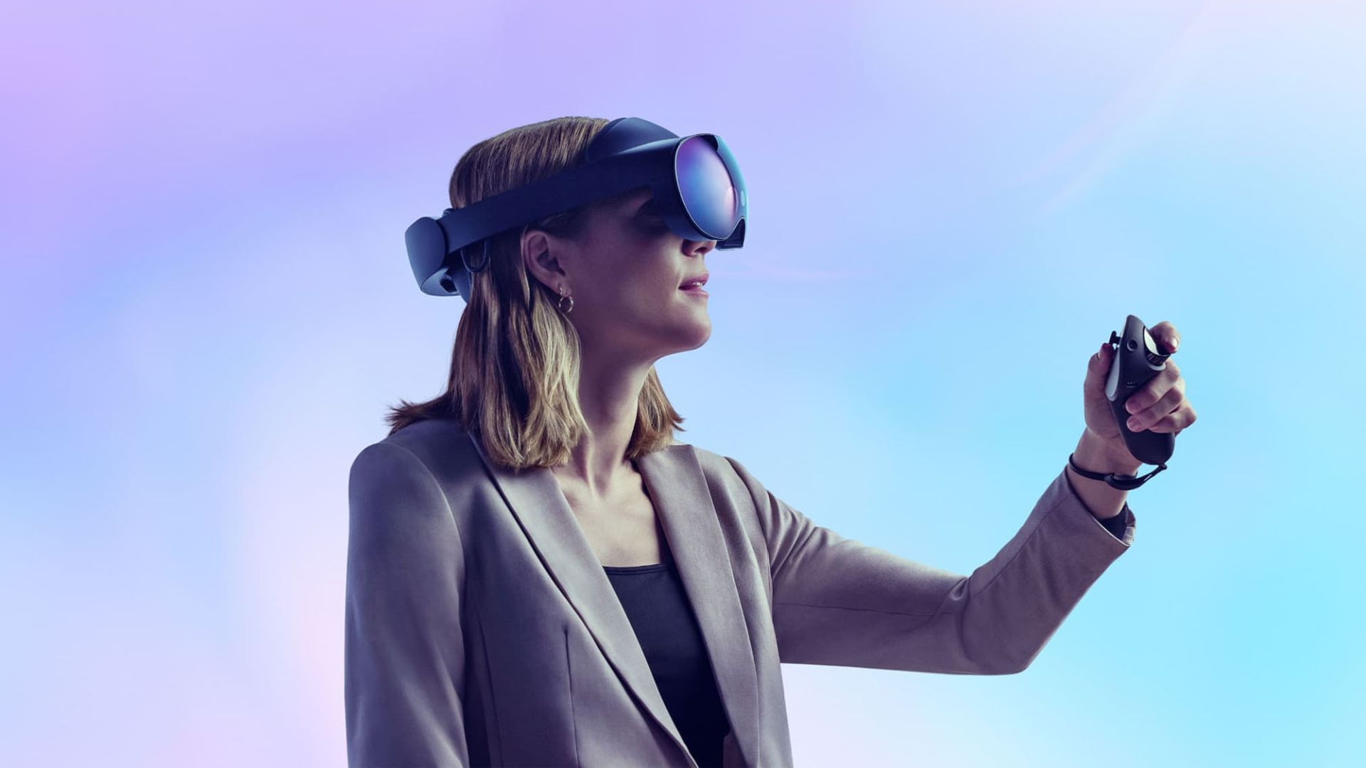 Virtual Reality Applications: 10 Industries Using Virtual